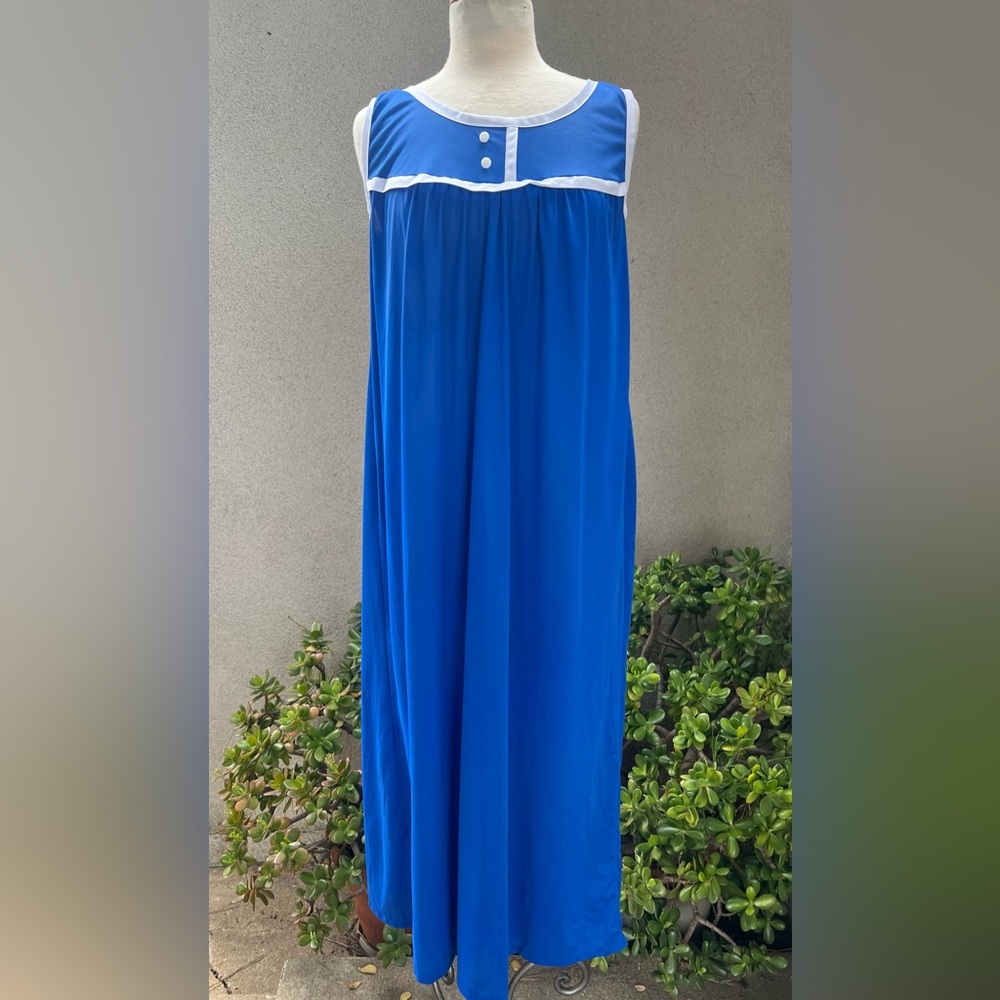 Vintage long nightgown nylon blue white Sz 36 S/M by Sears